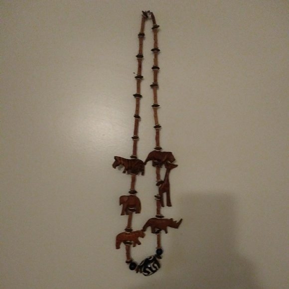 Wooden Tribal Safari Necklace - Picture 1 of 4